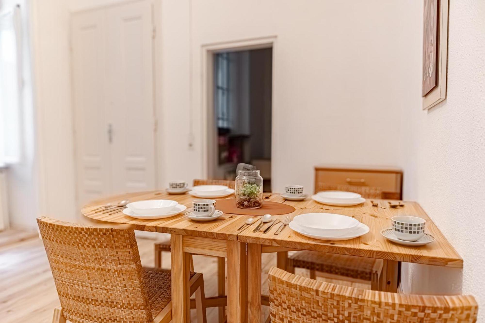 Chic Apartment - Very Central And Well Connected ウィーン エクステリア 写真